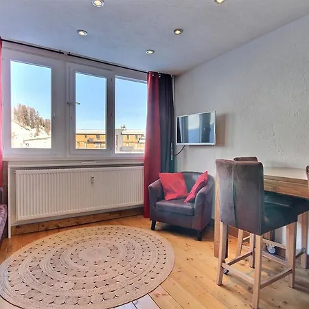 Appartement Spacieux Pour 4 Personnes A Plagne Centre - Fr-1-455-284